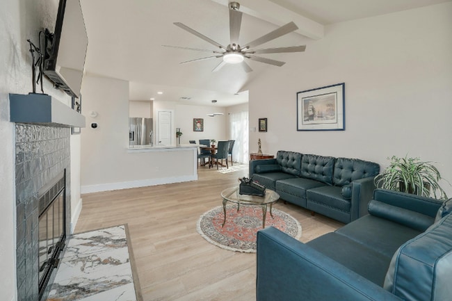 Building Photo - 12313 Limerick Ave