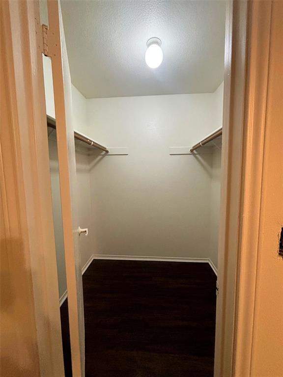 Building Photo - 12500 Campana Dr
