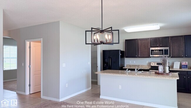 Building Photo - 362 Nova Dr