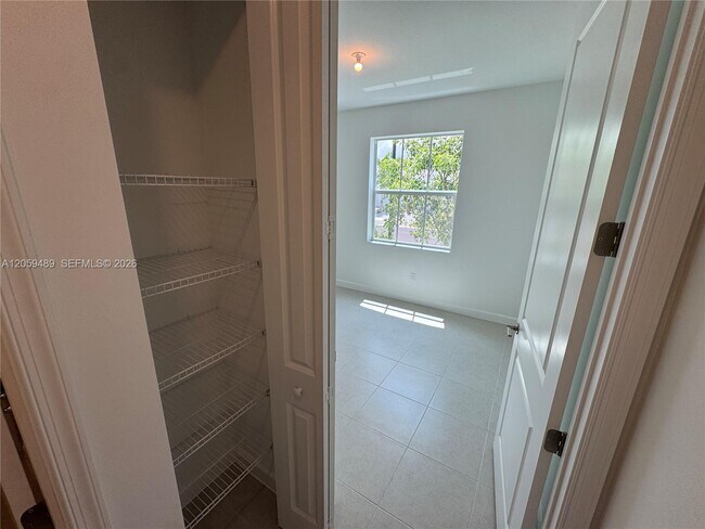 Building Photo - 13664 Jubilee Ln