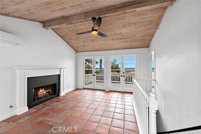 Building Photo - 31907 Crestwood Pl