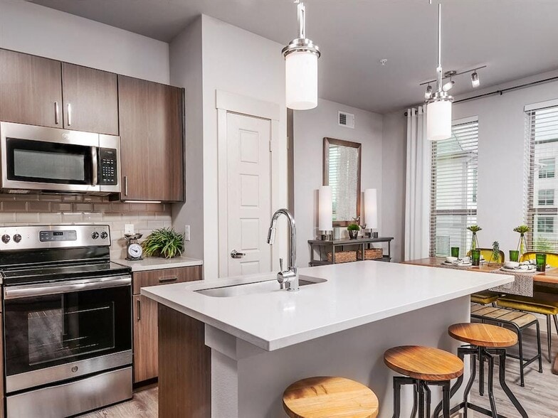 Primary Photo - The Kelley at Samuels Ave