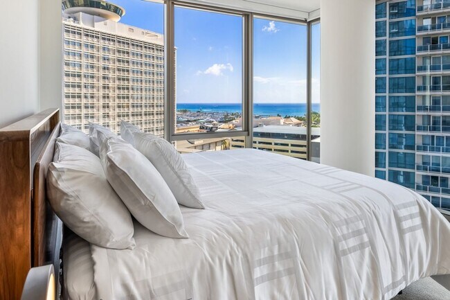 Building Photo - Sky Ala Moana #1701: Spacious Condo w/ Ocean Views