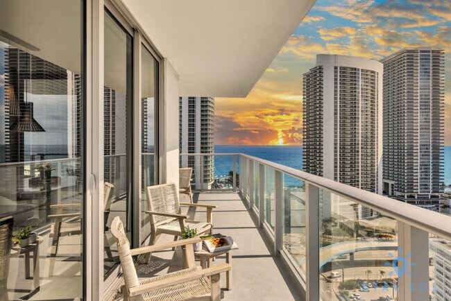 Building Photo - 4010 S Ocean Dr