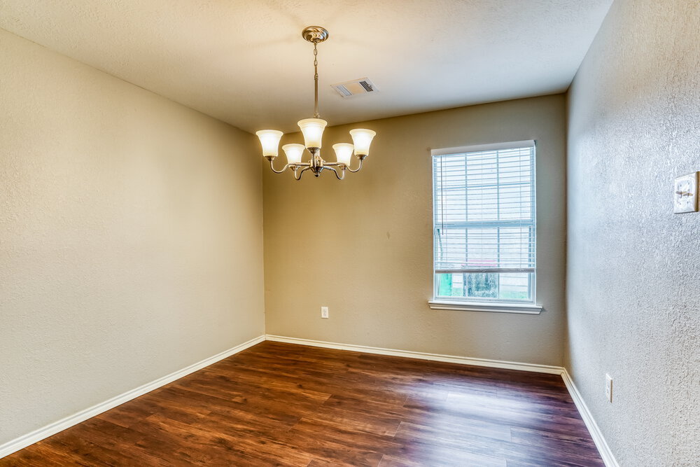 Building Photo - 20619 Tayman Oaks Dr