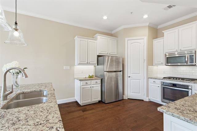 Building Photo - 106 Preserve Pl