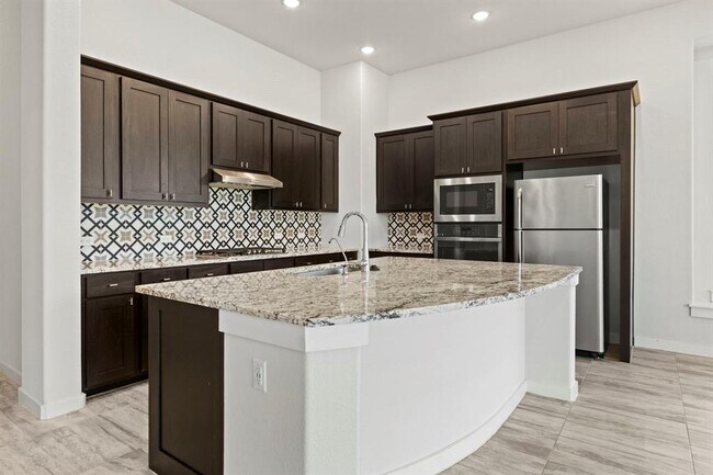 Building Photo - 1204 Texas Ash Ln