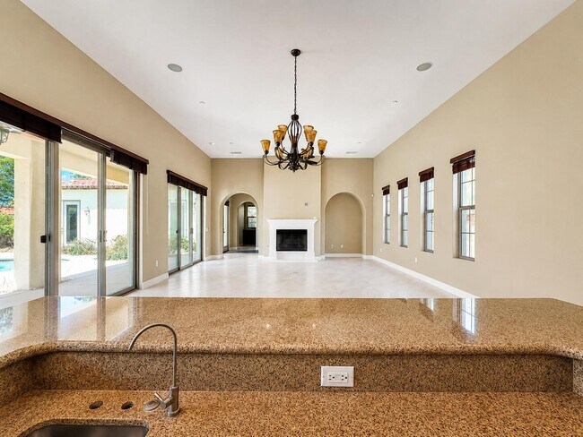 Building Photo - 3035 Arroyo Seco