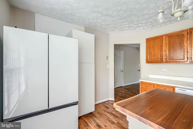 Building Photo - 43 Oak Crest Ct