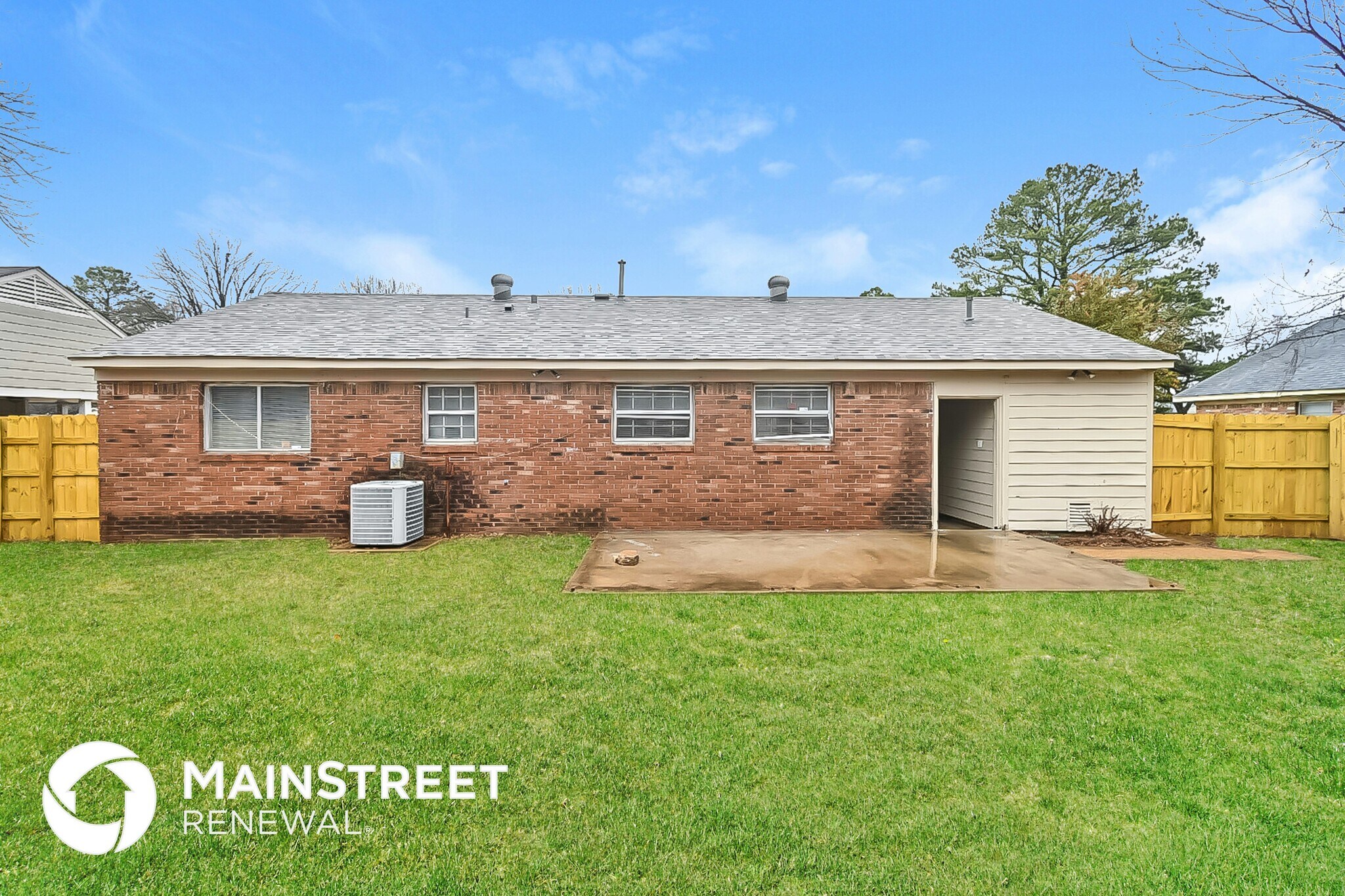 Building Photo - 4229 Forest View Dr