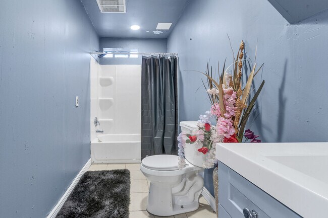 Building Photo - 26235 N Walnut Ave