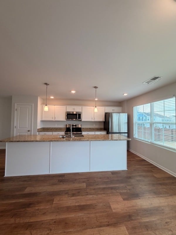 Building Photo - 501 Cricket Chirp Ln