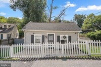 Building Photo - 5001 Fable St