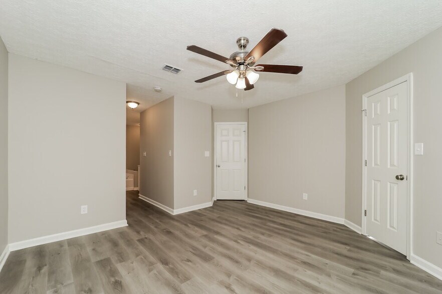 Building Photo - 1769 Bertram Ln SW