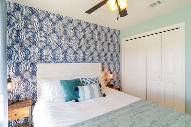 Building Photo - 6464 Starfish Cv