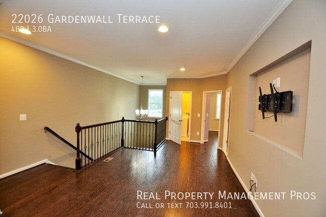 Building Photo - 22026 Gardenwall Terrace