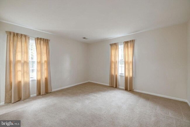 Building Photo - 10901 Haislip Ln