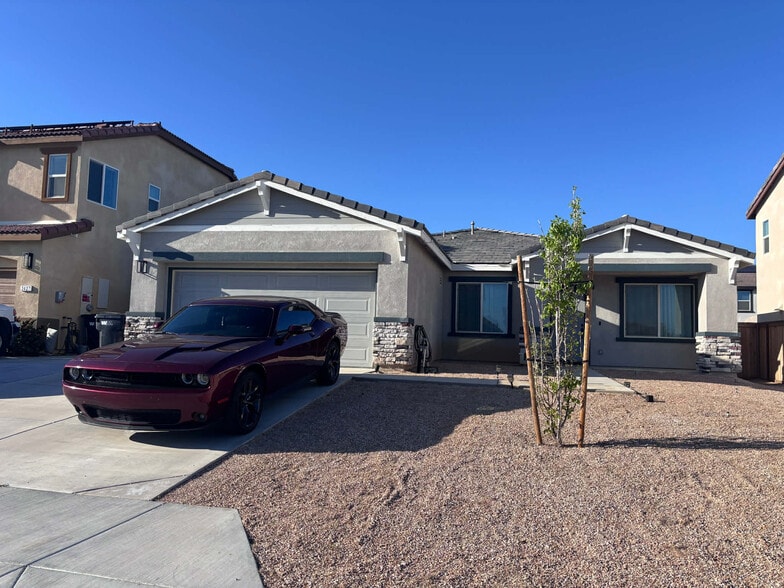 Building Photo - 3421 Andrew Ave