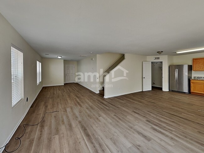 Building Photo - 2616 Coach House Loop