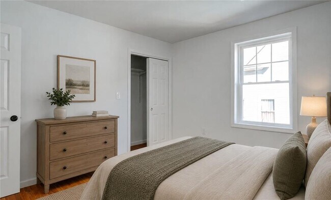 Building Photo - 17 Slocum St