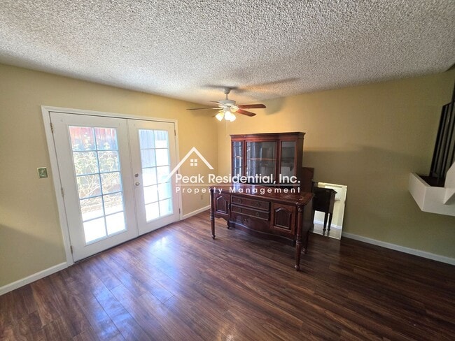 Building Photo - 6691 Greenback Ln