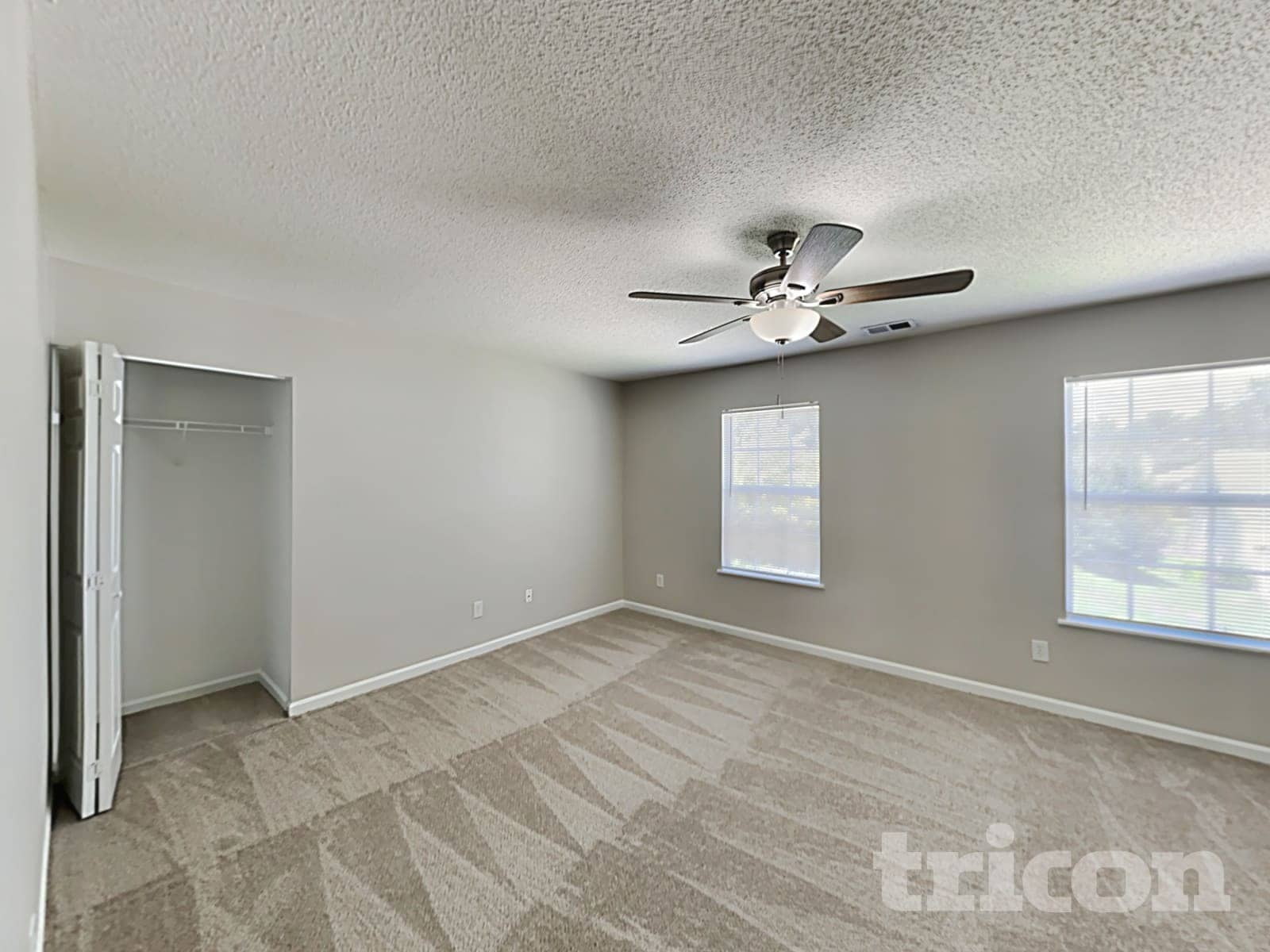 Building Photo - 1952 Lake Carolina Dr