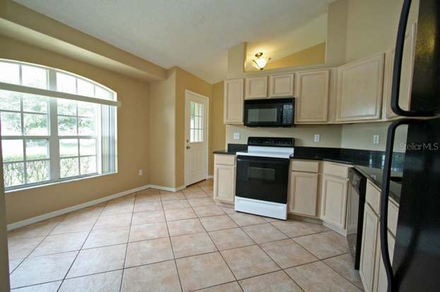 Building Photo - 13820 Eagleridge Ct