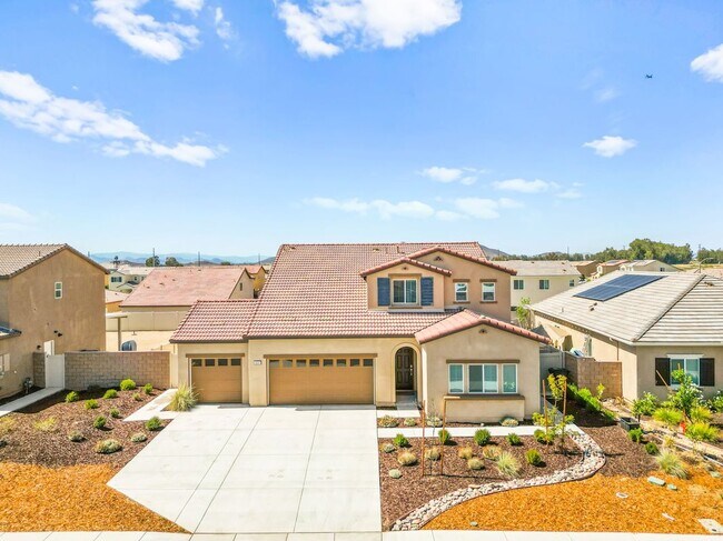 Building Photo - 28357 Cats Claw Dr