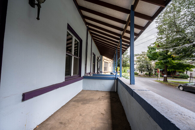 Building Photo - Terrace St