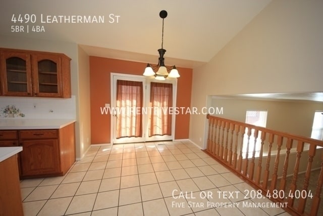 Building Photo - 4490 Leatherman St