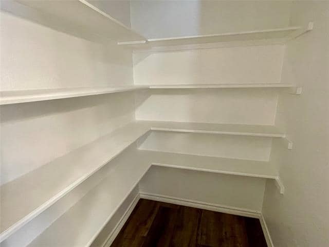 Building Photo - 1415 Woodmont Dr