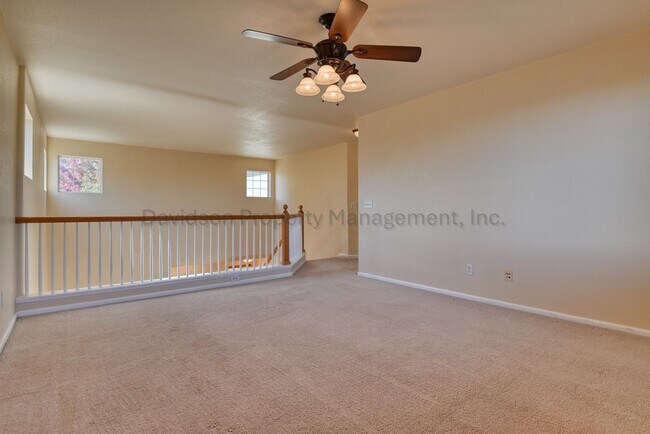 Building Photo - 4173 Knollvale Dr