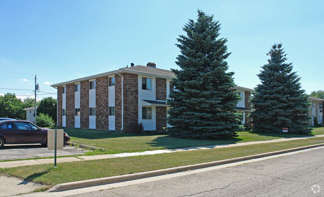Primary Photo - 8717 Buckingham Dr
