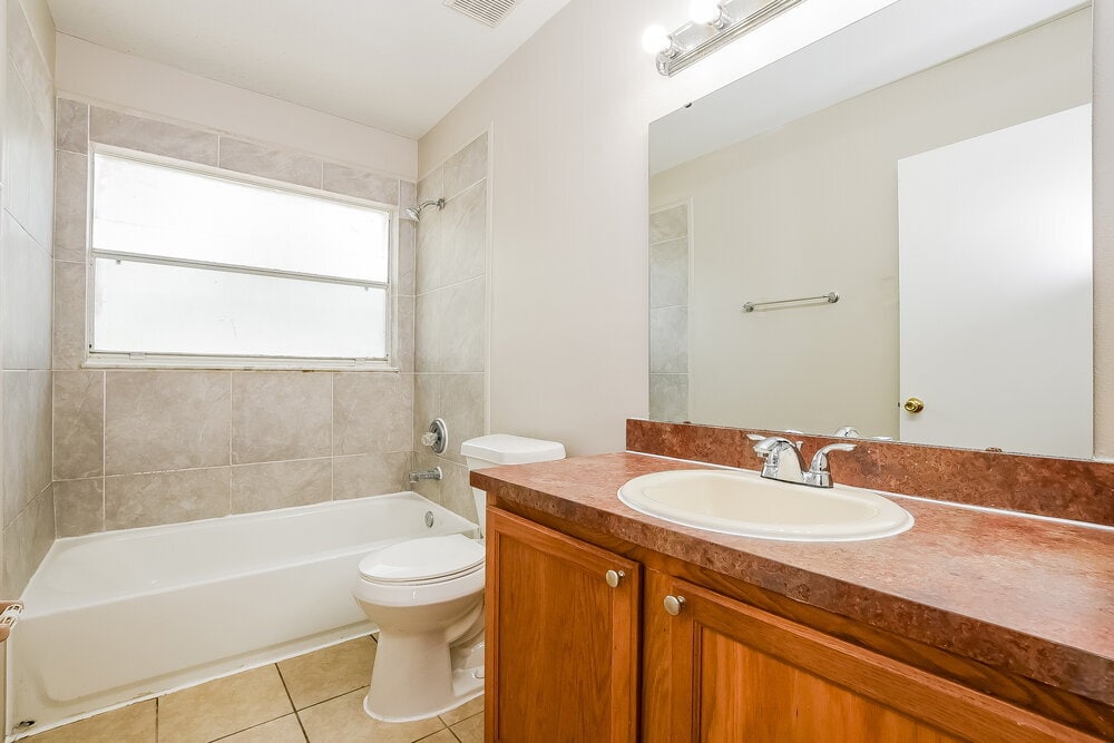 Building Photo - 67 Abbey Hollow Dr