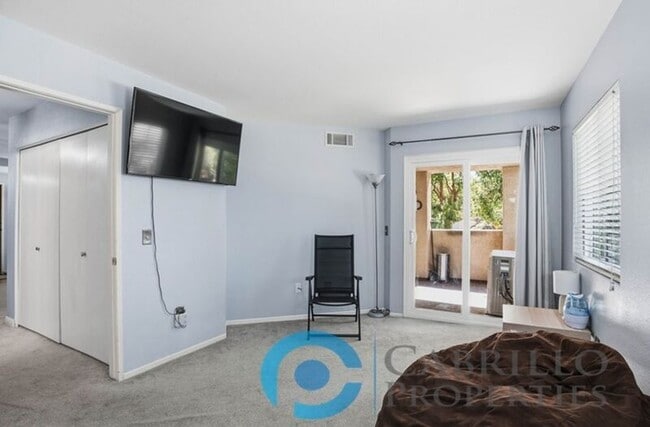 Building Photo - 11115 Affinity Ct