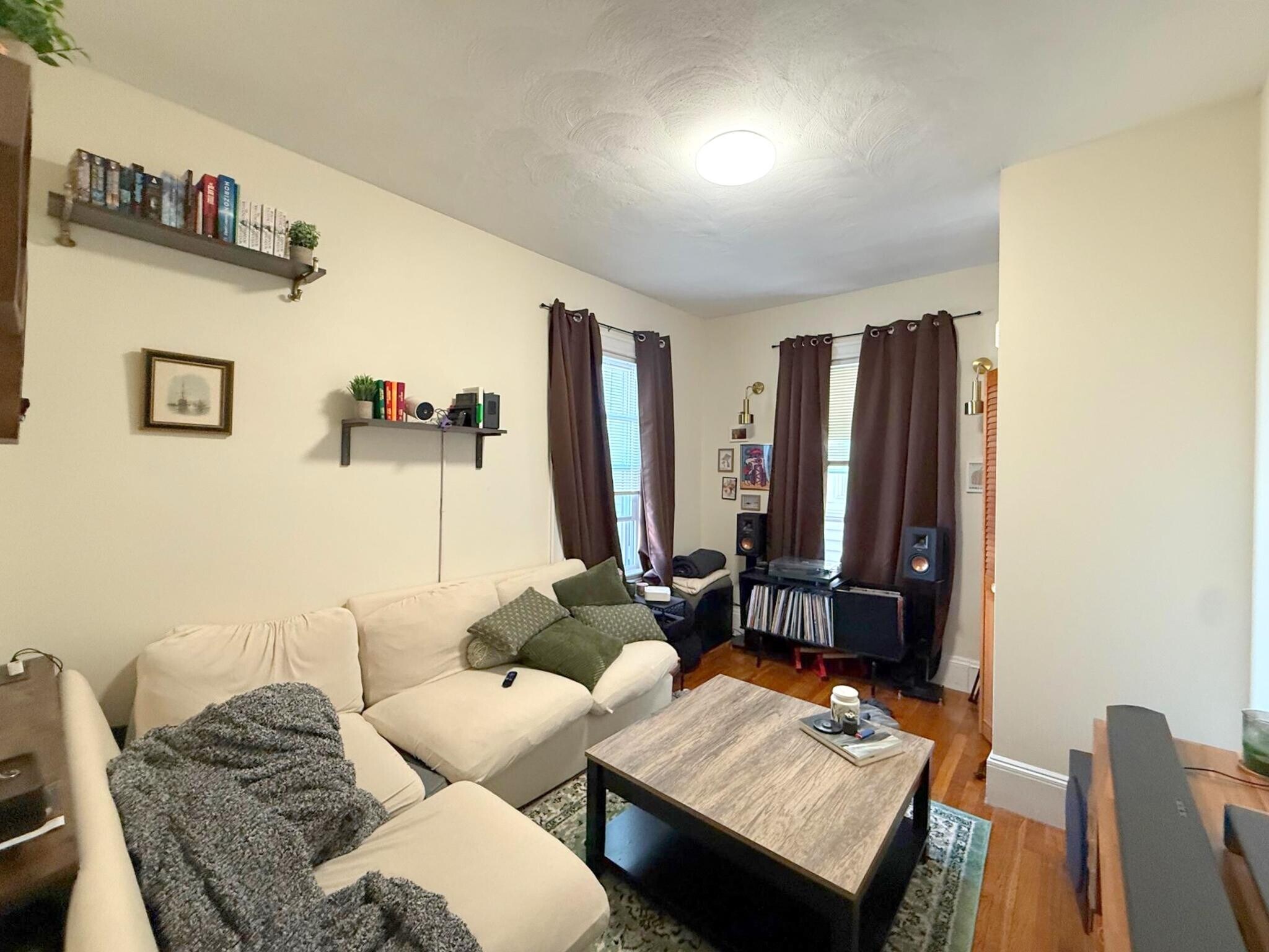 Building Photo - 235A Highland Ave