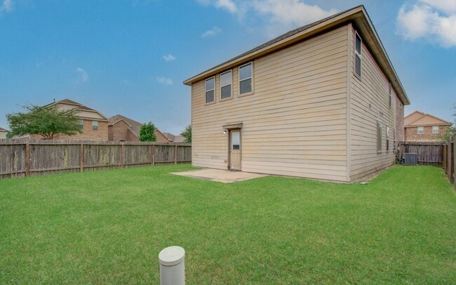 Building Photo - 13851 Bonner Bluff Ln