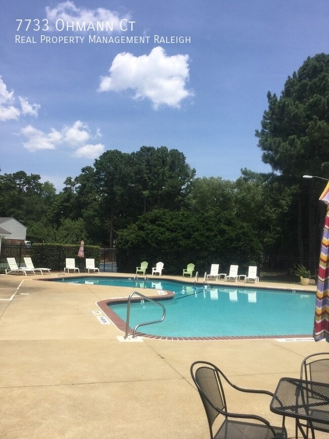 Building Photo - 7733 Ohmann Ct