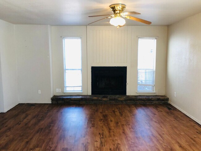 Building Photo - 3 bedrooms, 2 1/2 baths and a 2 car garage...