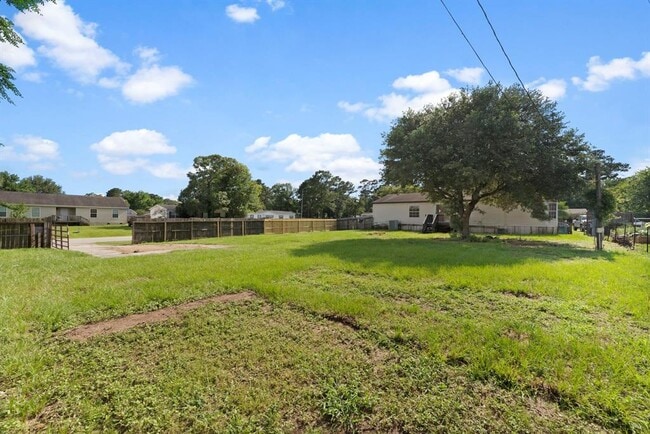 Building Photo - 31206 W Timberloch Trail