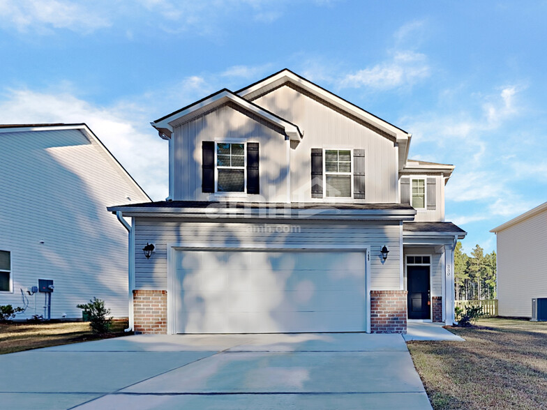 Primary Photo - 330 Azore Way