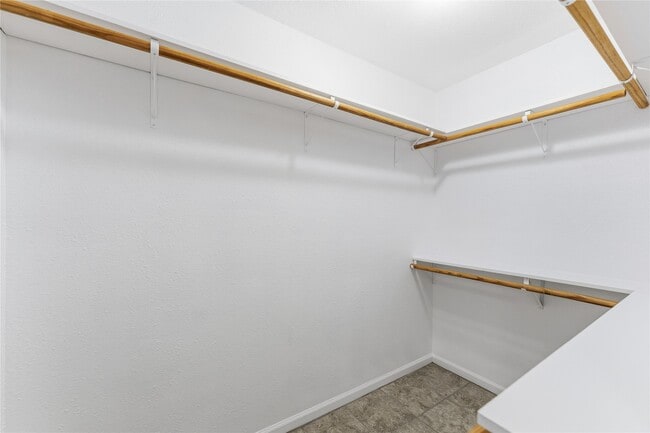 Building Photo - 4930 Bryant Ridge Rd