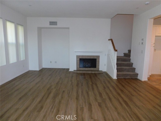 Building Photo - 3351 Via Mereno
