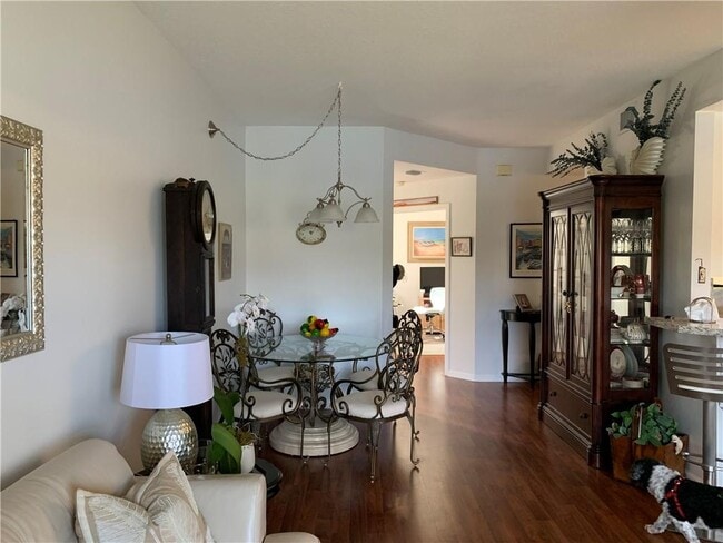 Building Photo - 200 Grand Royale Cir