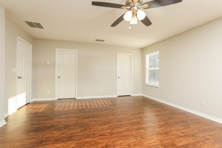 Building Photo - 2083 Casaba Cove Ave