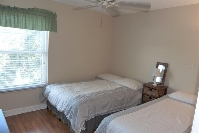 Building Photo - 2700 Bayshore Blvd