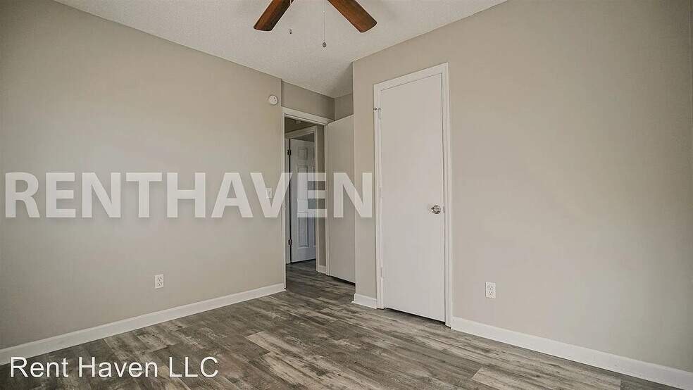 Building Photo - 113 Eleta Dr