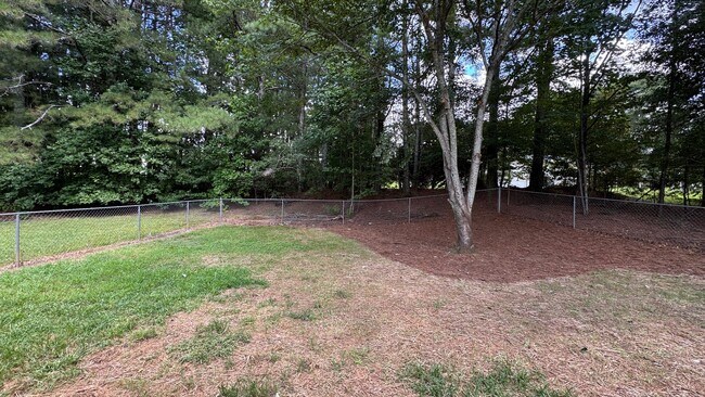 Building Photo - 6710 Pirkle Dr