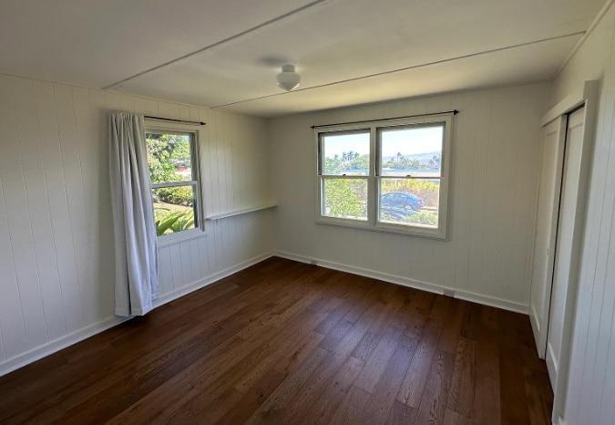 Building Photo - 295 Koeli St