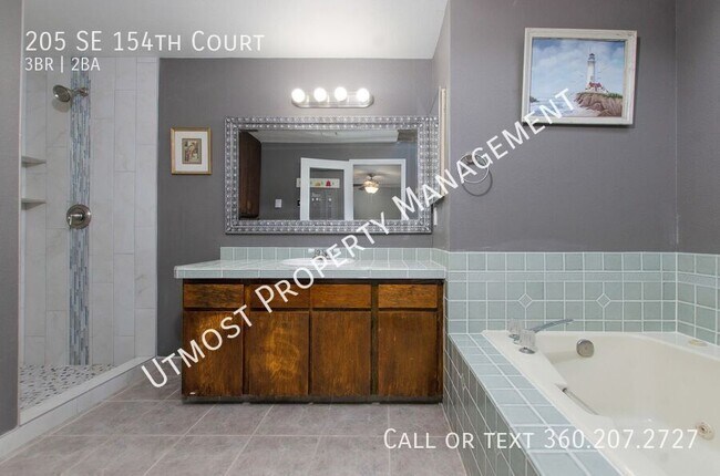 Building Photo - 205 SE 154th Ct